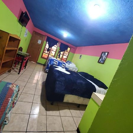 Hotel Kasa Kamelot Quetzaltenango Zewnętrze zdjęcie