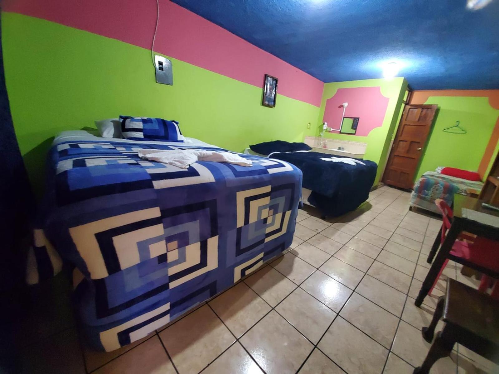 Hotel Kasa Kamelot Quetzaltenango Zewnętrze zdjęcie