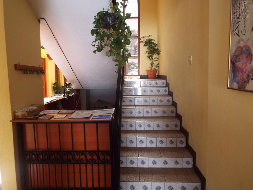 Hotel Kasa Kamelot Quetzaltenango Zewnętrze zdjęcie