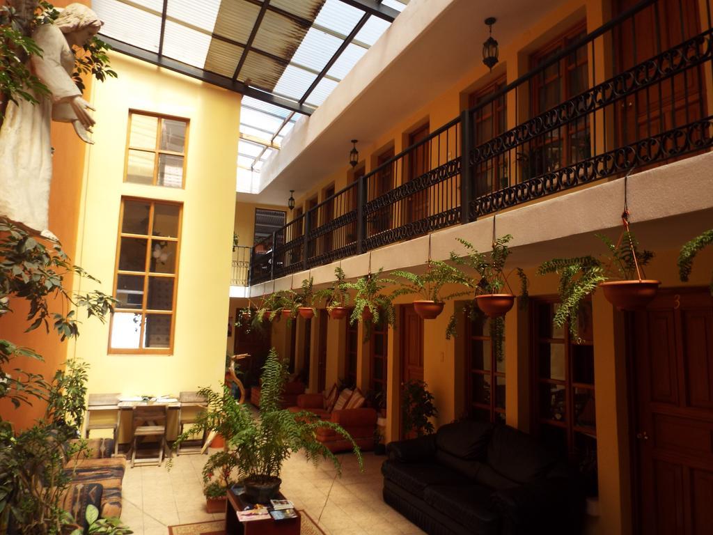 Hotel Kasa Kamelot Quetzaltenango Zewnętrze zdjęcie