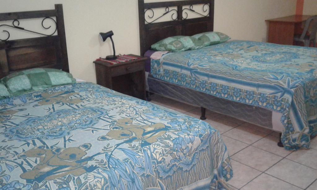 Hotel Kasa Kamelot Quetzaltenango Zewnętrze zdjęcie