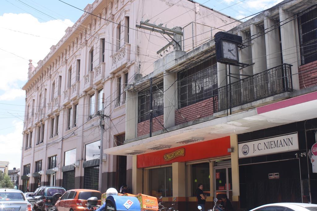 Hotel Kasa Kamelot Quetzaltenango Zewnętrze zdjęcie