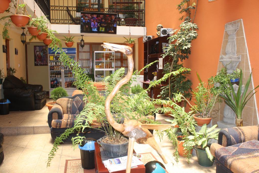 Hotel Kasa Kamelot Quetzaltenango Zewnętrze zdjęcie