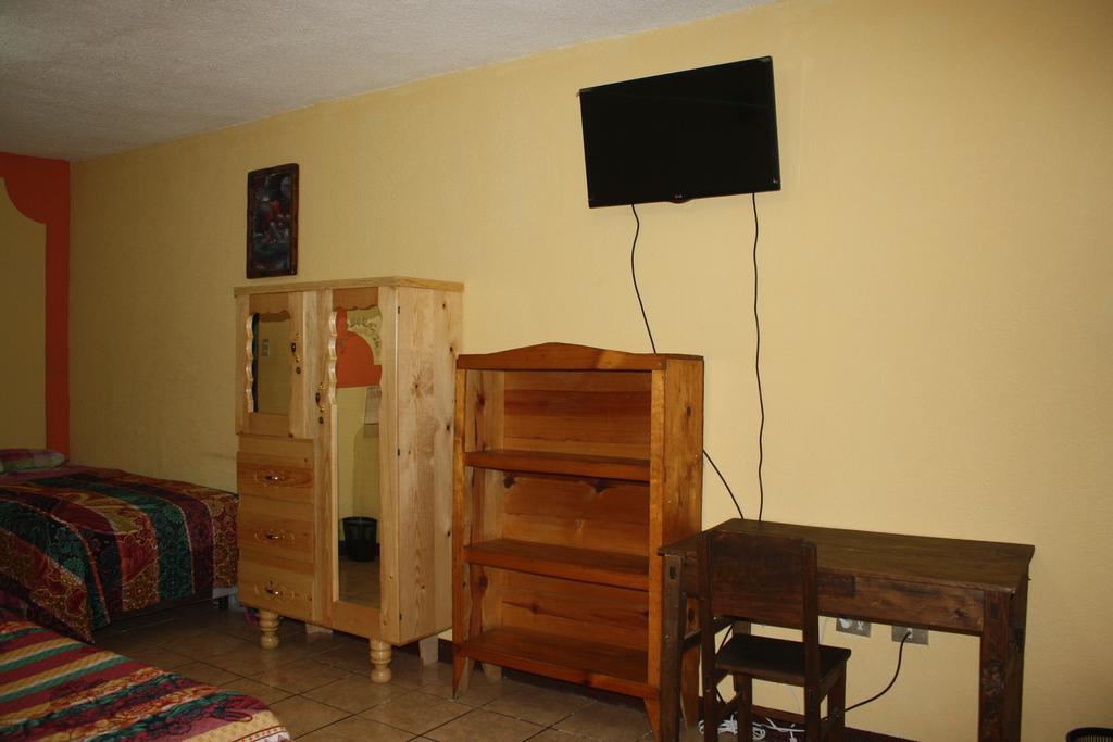 Hotel Kasa Kamelot Quetzaltenango Zewnętrze zdjęcie