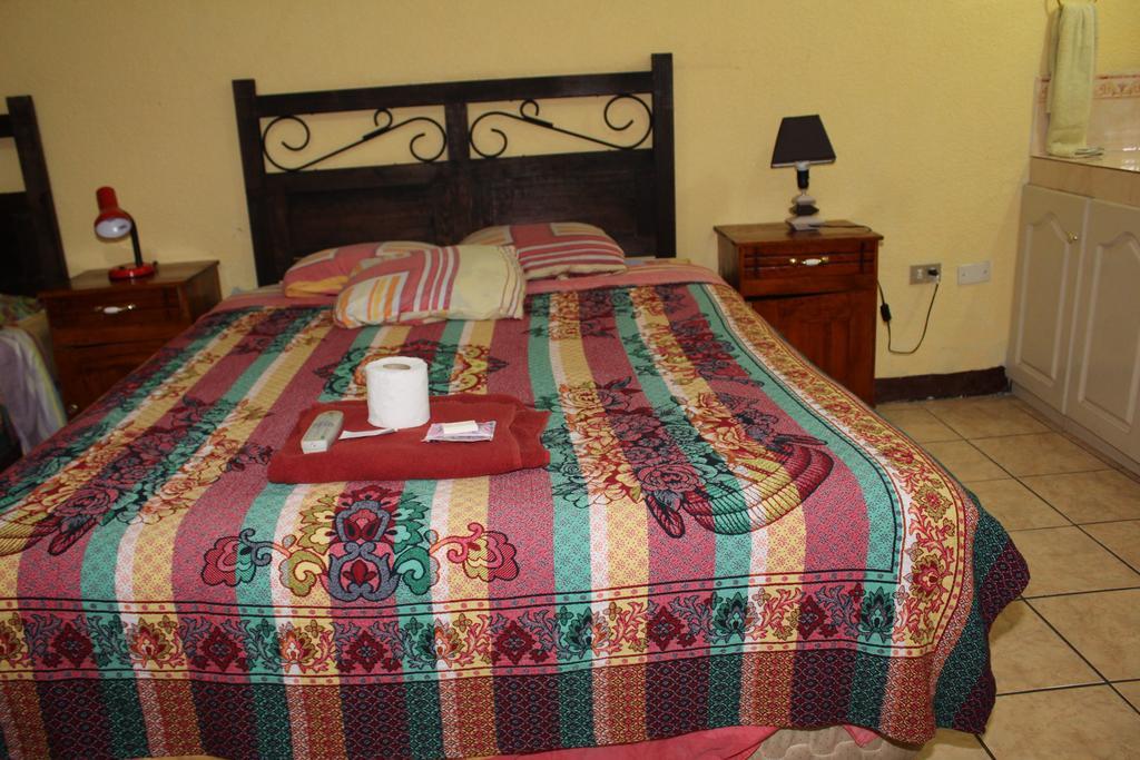Hotel Kasa Kamelot Quetzaltenango Zewnętrze zdjęcie