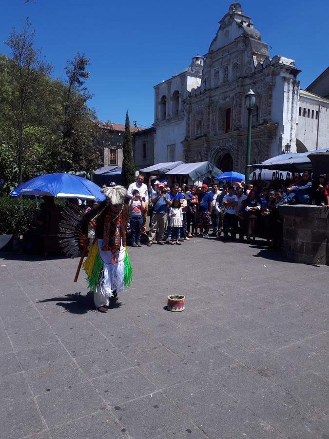 Hotel Kasa Kamelot Quetzaltenango Zewnętrze zdjęcie