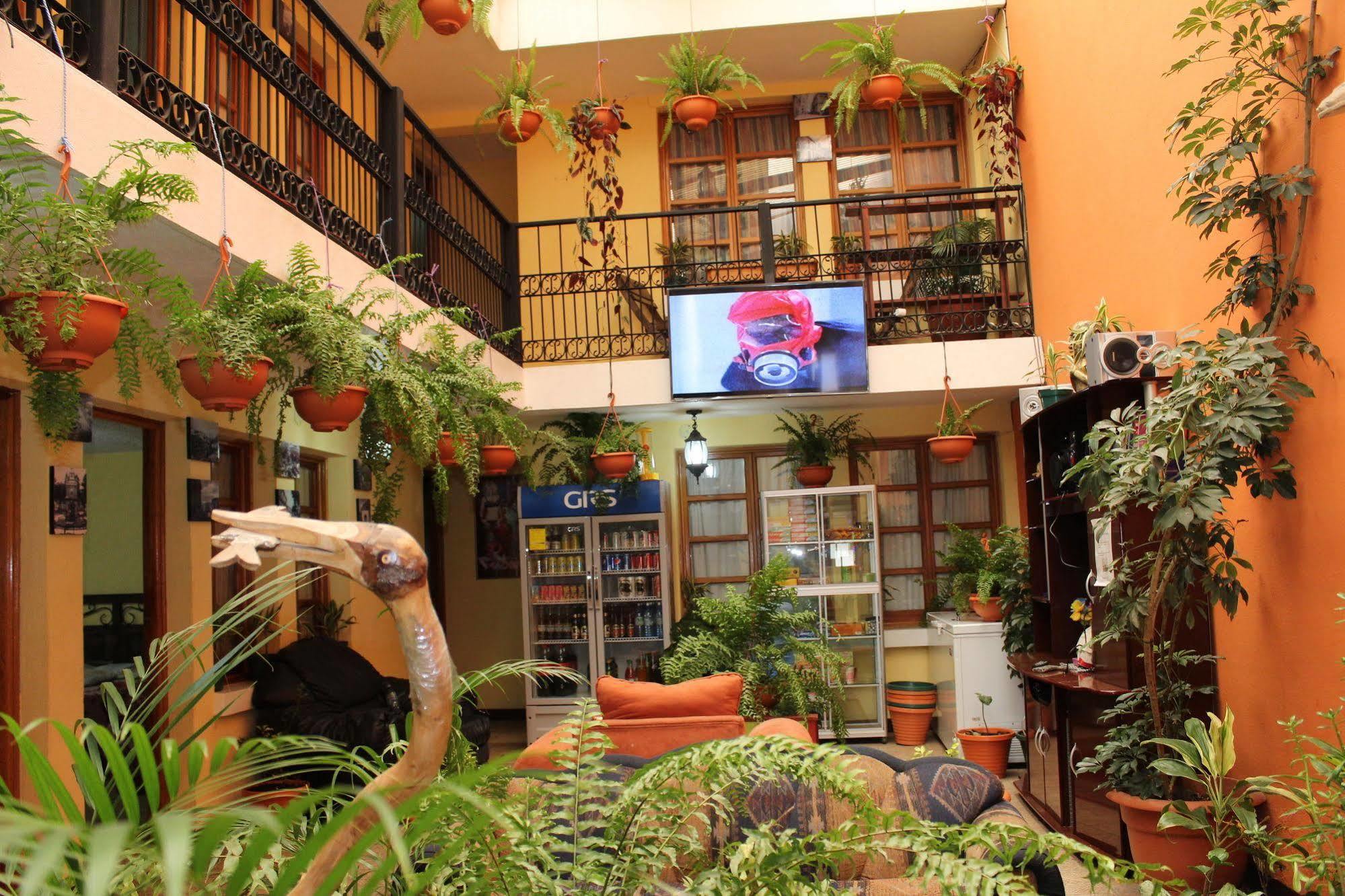 Hotel Kasa Kamelot Quetzaltenango Zewnętrze zdjęcie