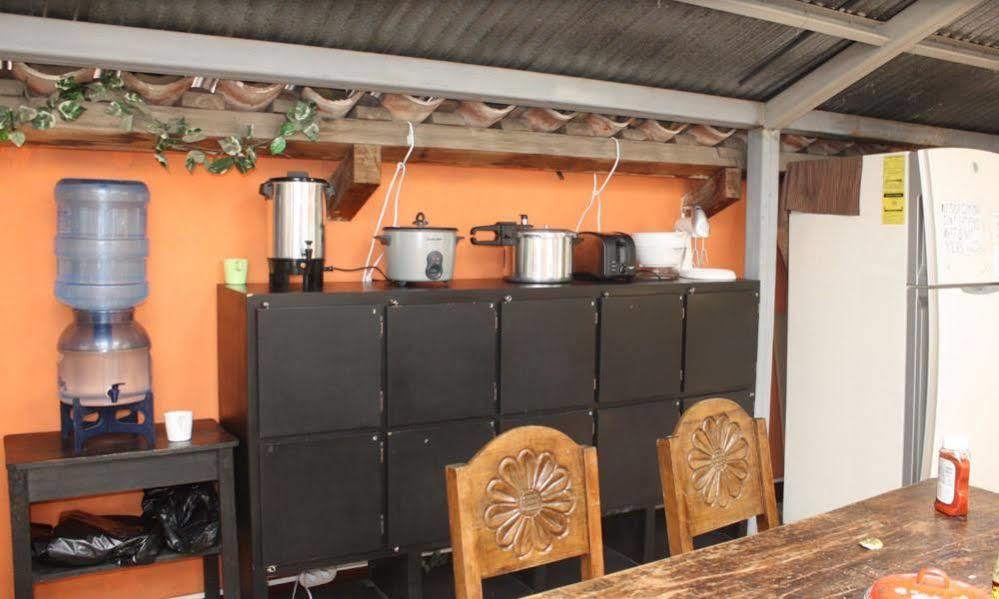 Hotel Kasa Kamelot Quetzaltenango Zewnętrze zdjęcie