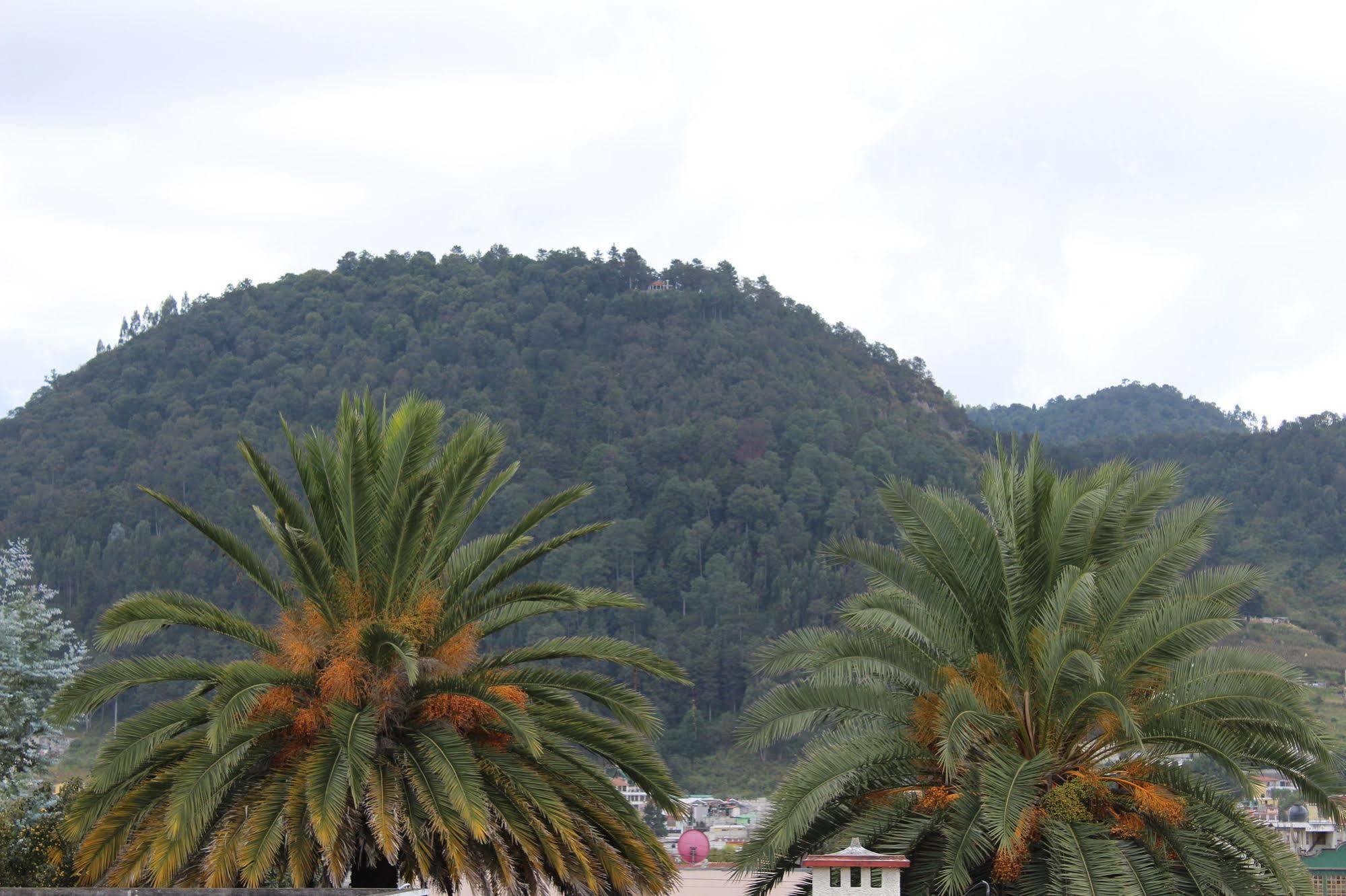 Hotel Kasa Kamelot Quetzaltenango Zewnętrze zdjęcie