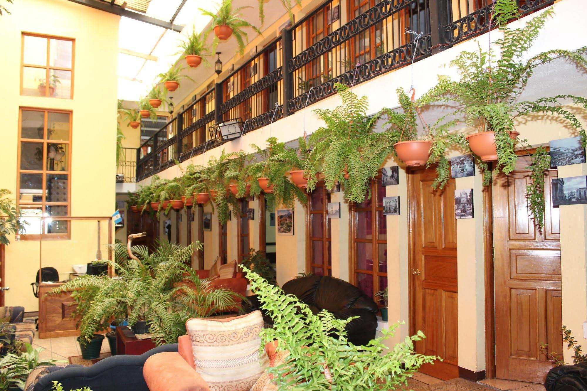 Hotel Kasa Kamelot Quetzaltenango Zewnętrze zdjęcie